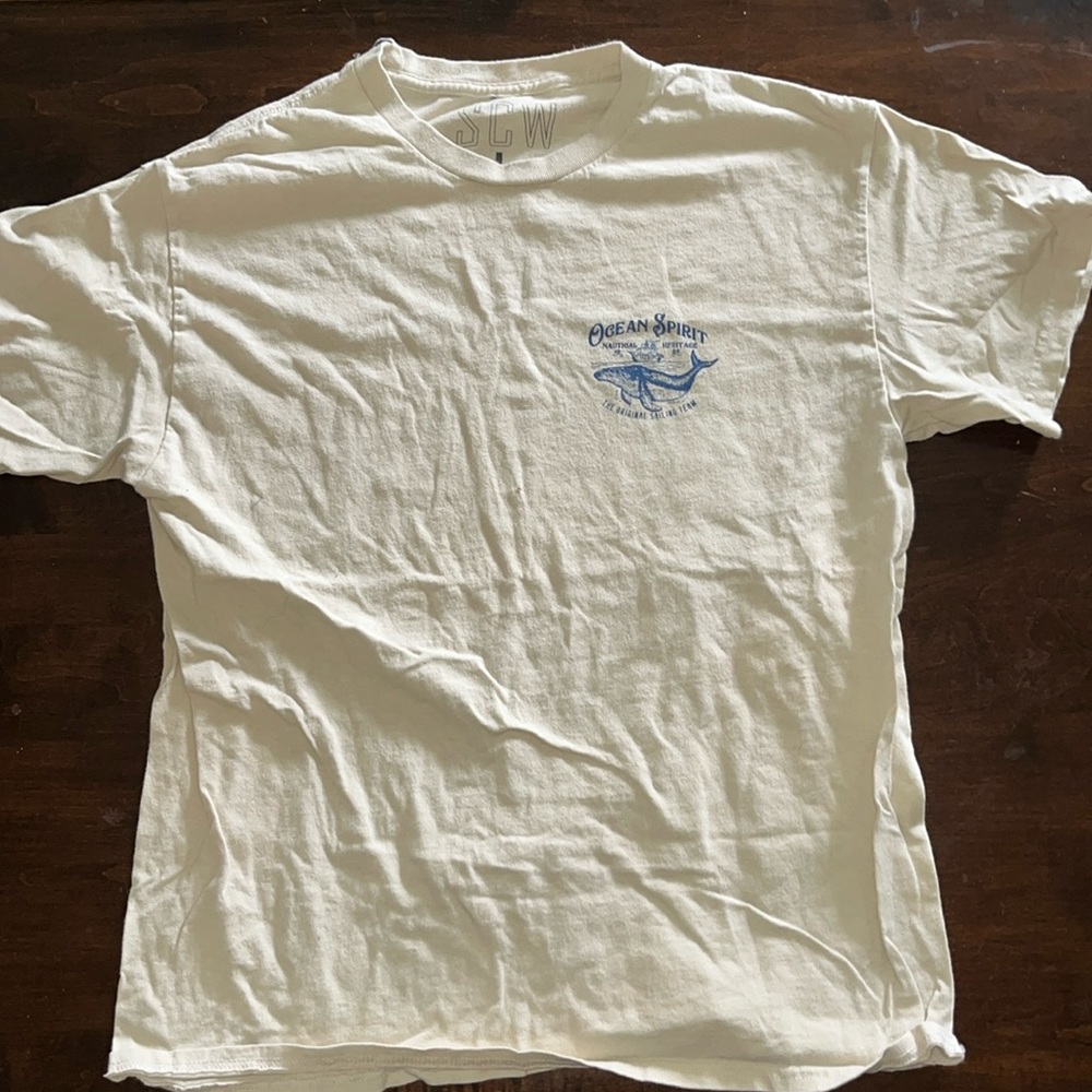 Tee shirt